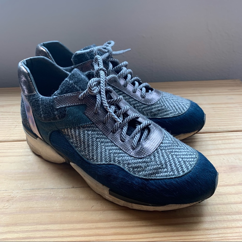 Stylish patchwork sneaker